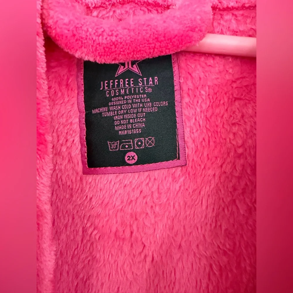 JSC Star Robe - Picture 3 of 4